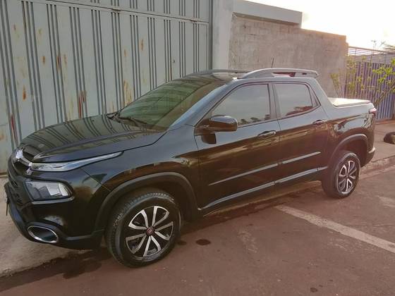 FIAT TORO 1.8 16V EVO FLEX FREEDOM AT6 FIAT TORO 1.8 16V EVO FLEX FREEDOM AT6